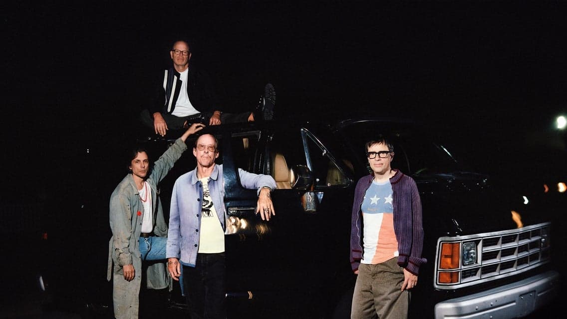 Weezer live