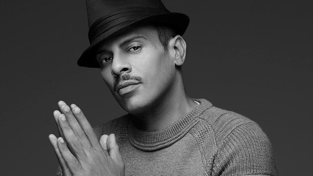 Christopher Williams live
