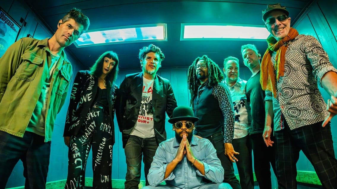 Thievery Corporation live