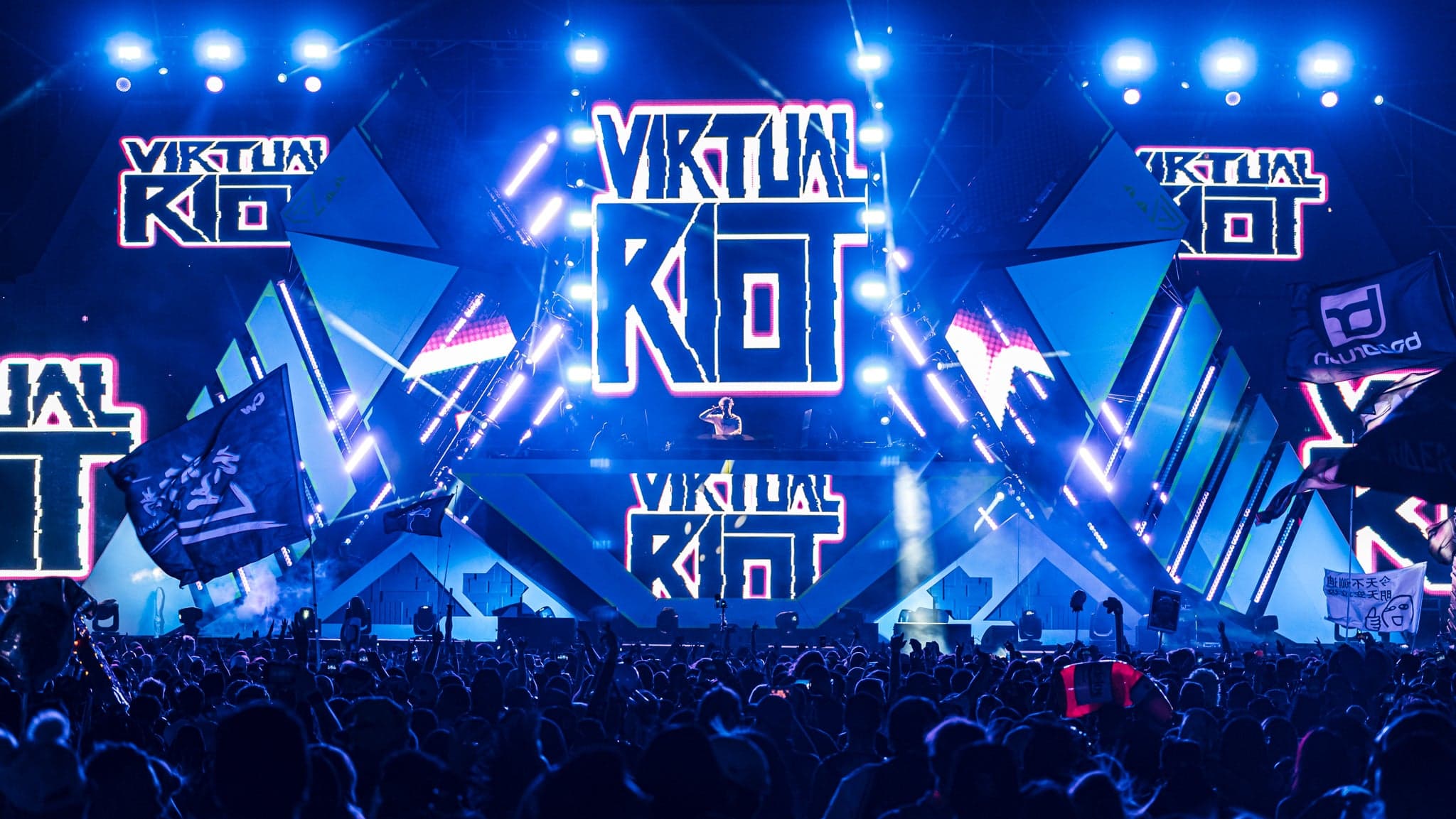 Virtual Riot live