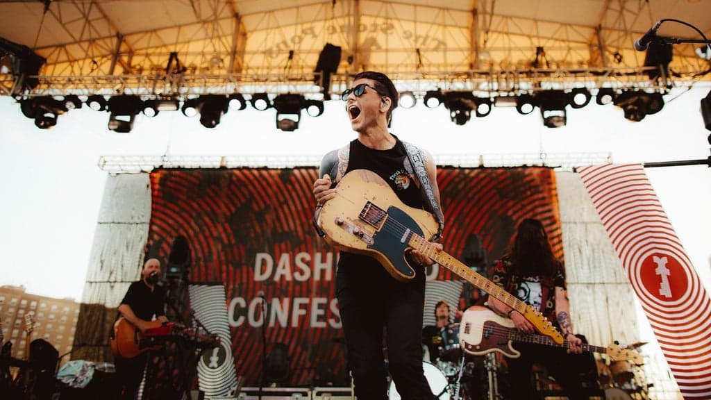 Dashboard Confessional live