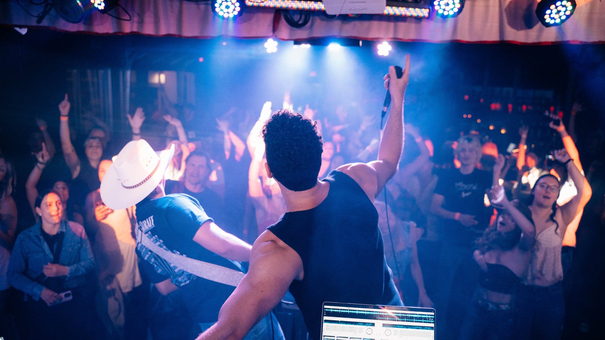 Boots 'N Beats live